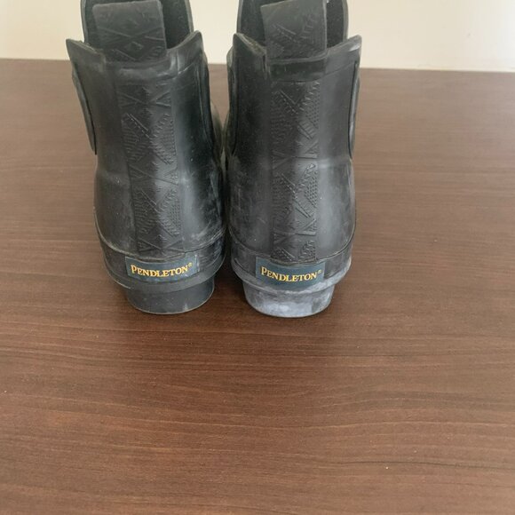 Pendleton Waterproof Booties Women's Size 10 - Picture 4 of 6